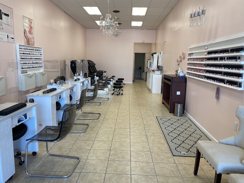 Pink Nail Salon, nail salon in Torrington, CT, photo 6 of 10